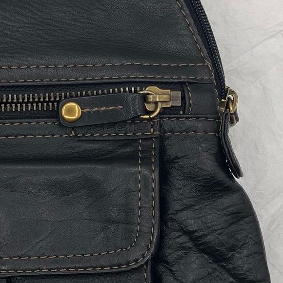 fOSSIL Leather Backpack with Front Pocket - Picture 2 of 9